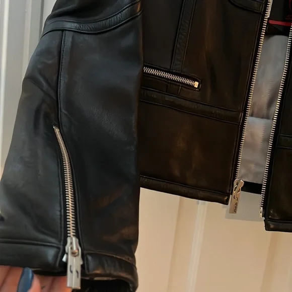 SPYDER Gorgeous Dynasty Leather Jacket. Biker style w/curly Lamb collar Size 8 - Picture 6 of 6